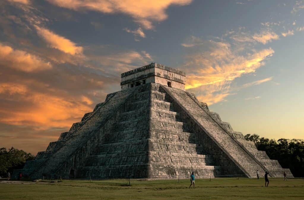 Chichen Itza pyramid Mexico day tour
