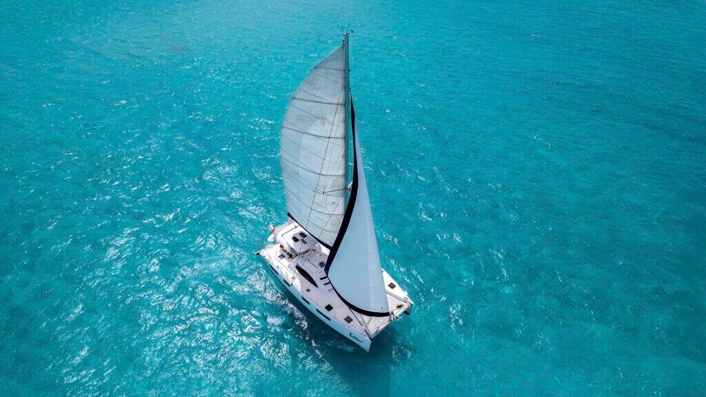 Isla Mujeres catamaran sailing tour – Riviera Maya excursions